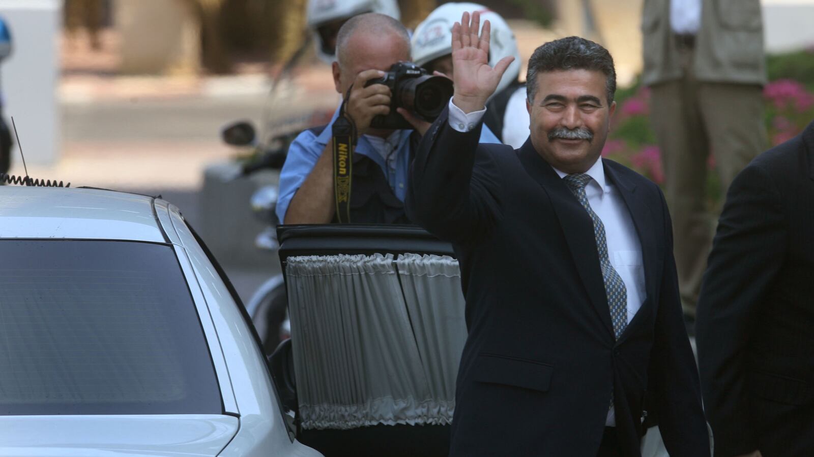 articles/2013/11/19/protecting-the-environment-of-israeli-palestinian-peace-talks/amir-peretz-openz_gij2q3