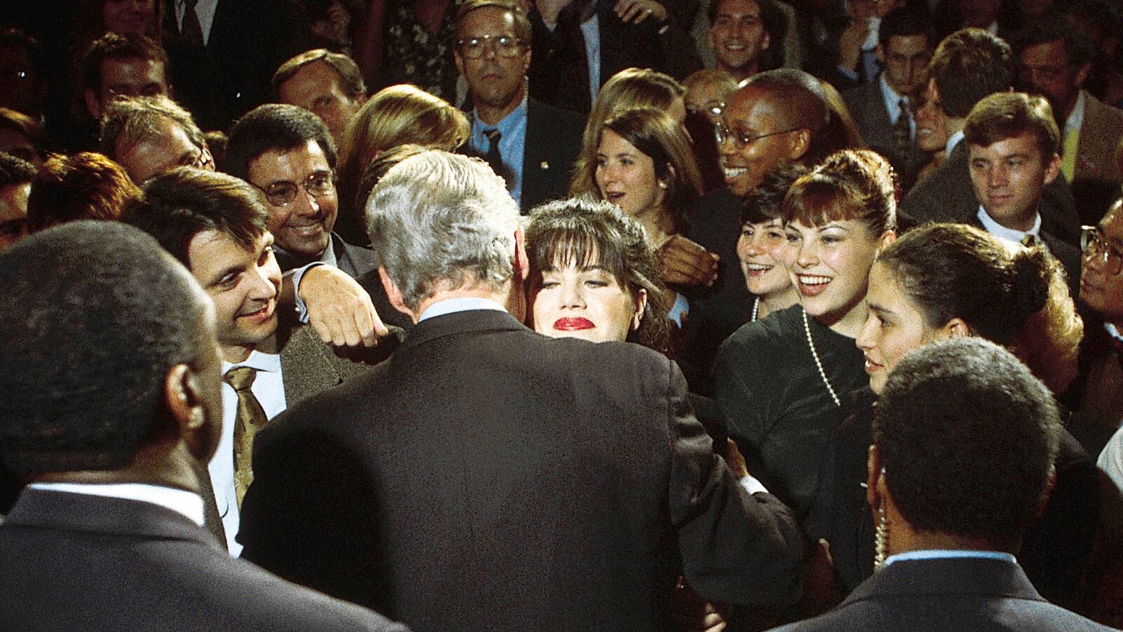 articles/2014/05/08/the-day-monica-lewinsky-beat-the-feds-shakedown/140508-daly-monica-tease_scebg9