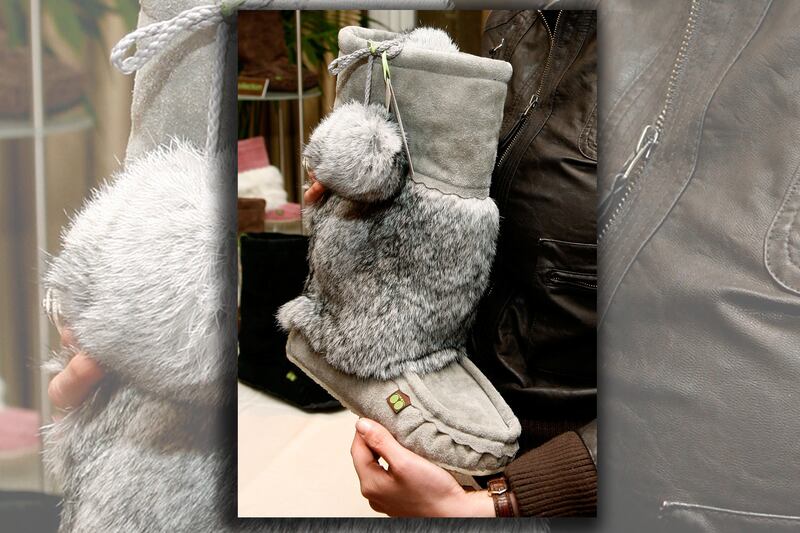 articles/2013/02/26/harry-buys-cressida-mukluks/130226-sykes-mukluks-cressida_swcyjf