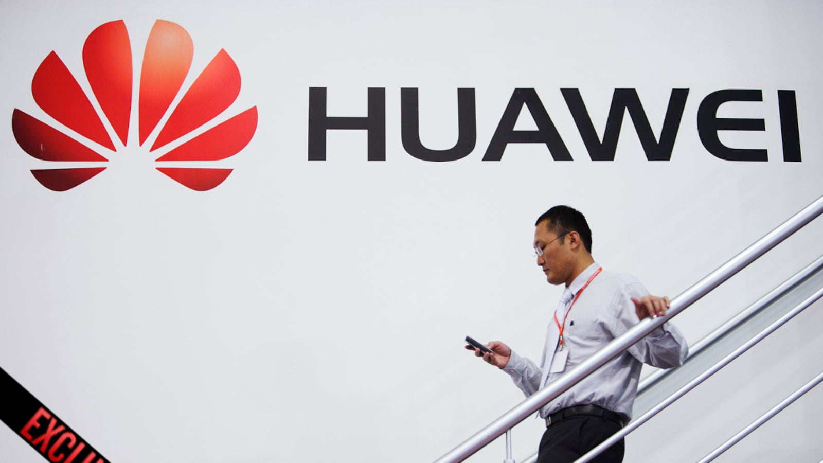 articles/2011/10/11/u-s-blocks-china-telecoms-bid-to-build-wireless-network-over-spying-concerns/chinese-technology-huawei-lake_zcbkcz