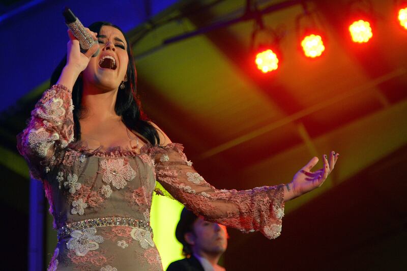 galleries/2012/11/11/who-should-justin-bieber-date-next-taylor-swift-jenner-sisters-maude-apatow-more-photos/who-should-justin-bieber-date-next-katy-perry_o7dyvy