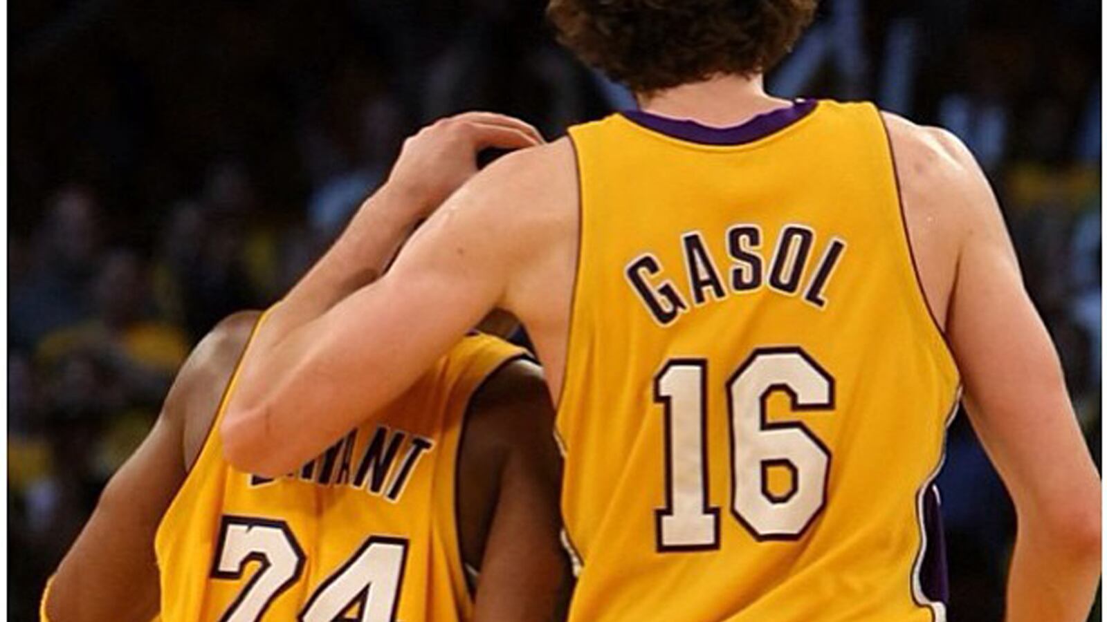 cheats/2013/07/06/bryant-unfollows-dwight-howard/130706-kobe-whine-cheat_shoktd