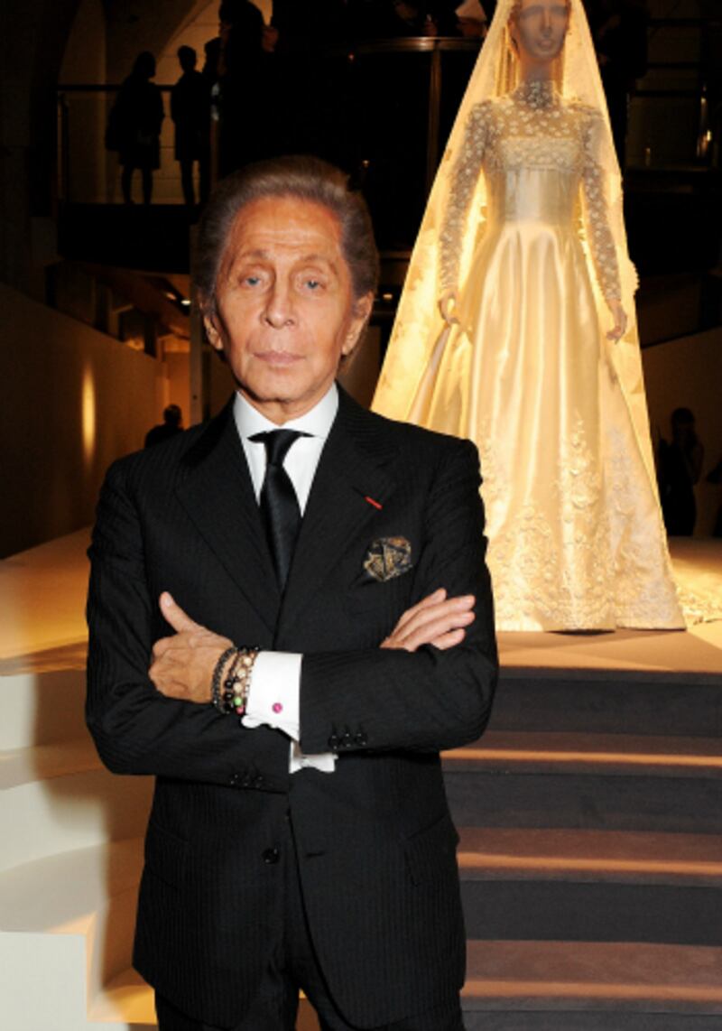 articles/2012/11/29/valentino-exhibition-hits-london-versus-taps-j-w-anderson/valentino_somerset_byvnyq