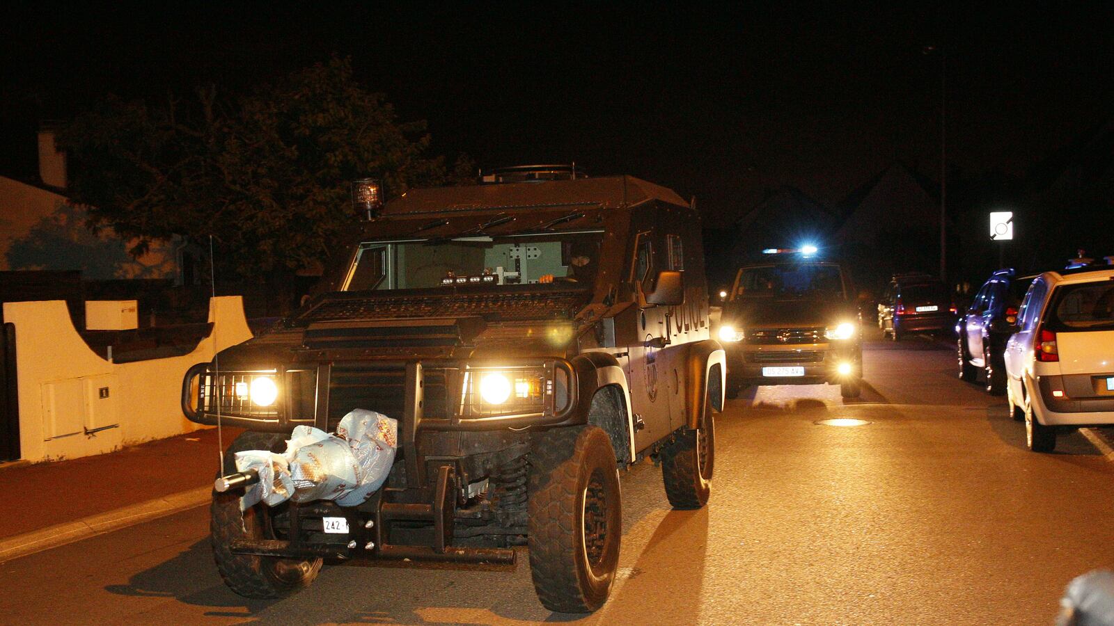 articles/2016/06/14/isis-terror-killing-in-paris-streamed-on-facebook-live/160613-dickey-Magnanville-tease_zv6cir