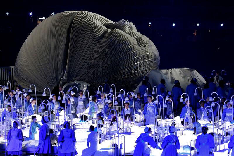 galleries/2012/07/27/olympics-2012-photos-opening-ceremony-more/olympics-ceremony-18_eqpkrb