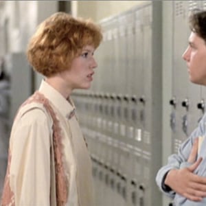 videos/2011/01/13/poehler-curator-pretty-in-pink/poehler-prettyinpink-120_zygd1n