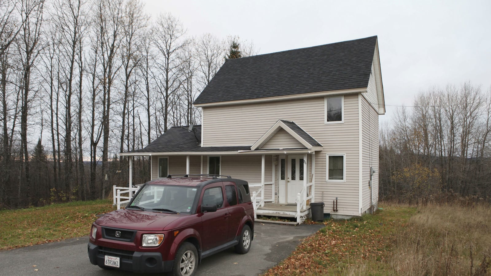 cheats/2014/10/29/maine-cops-to-enforce-nurse-s-quarantine/141029-mainequarantine-cheat_x7y8vv