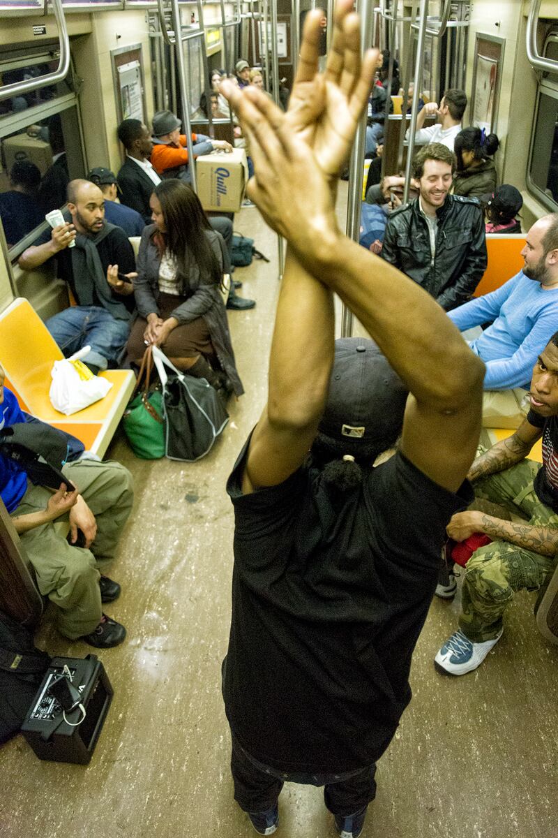 galleries/2015/01/18/showtime-behind-the-scenes-with-a-new-york-city-dance-crew-photos/150116-showtime-13-6_u8qxpc