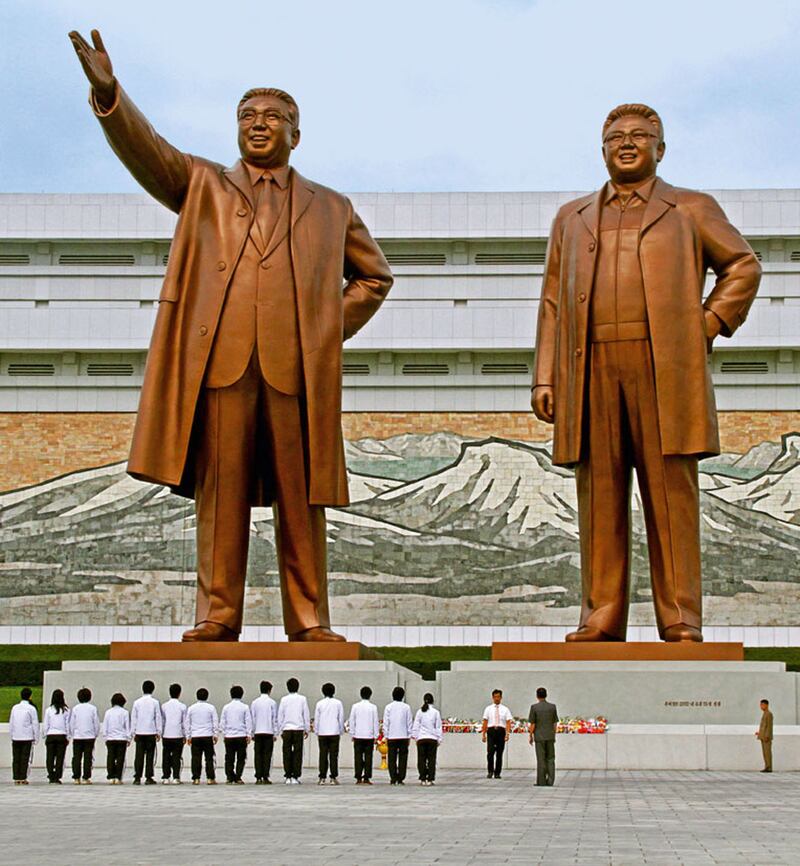 galleries/2014/09/13/inside-the-secret-world-of-north-korea/140911-north-korea-book-anonymous-country-12_a0mc8u