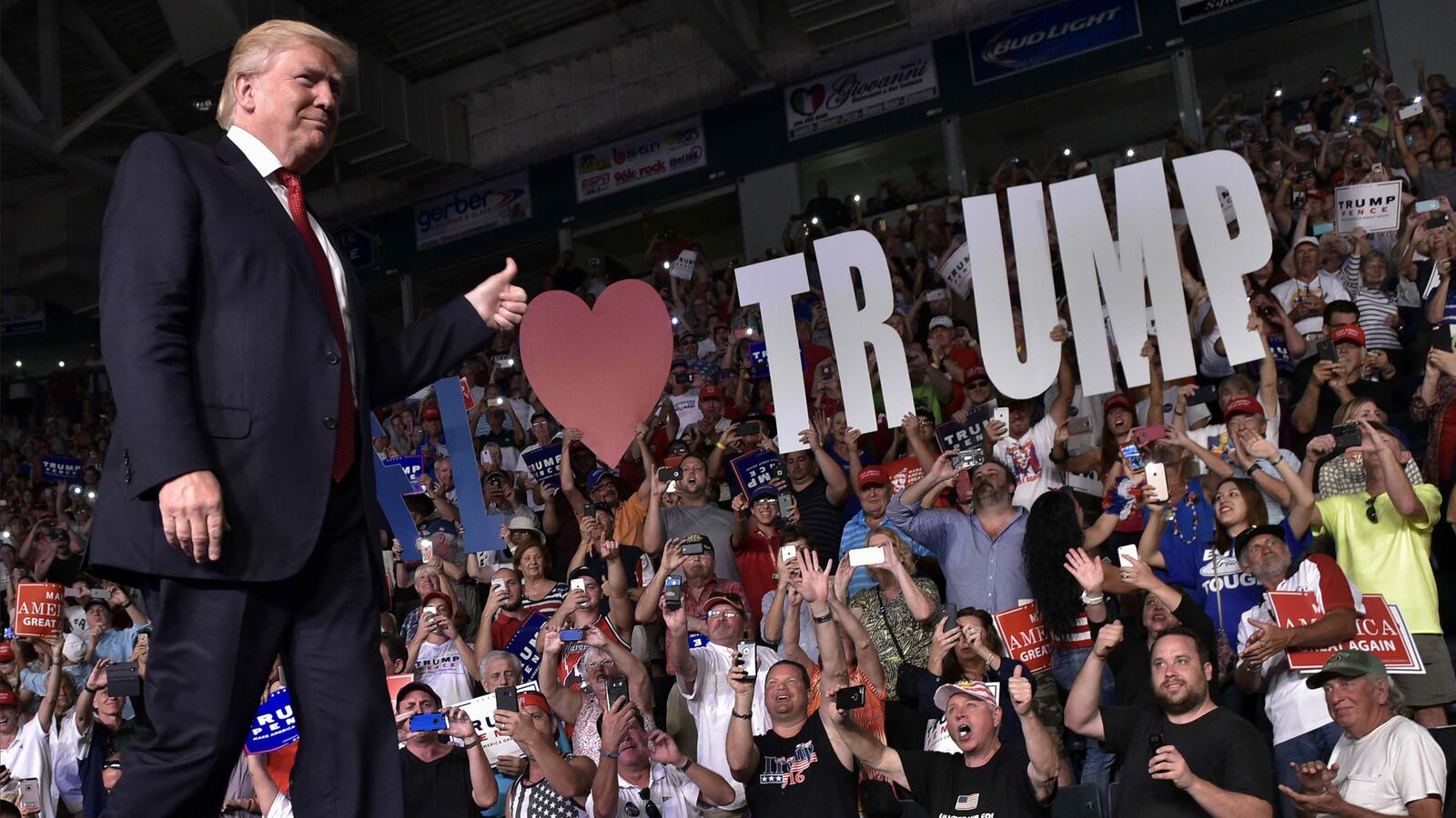 171228-sexton-trump-zealots-tease_mkfqwn