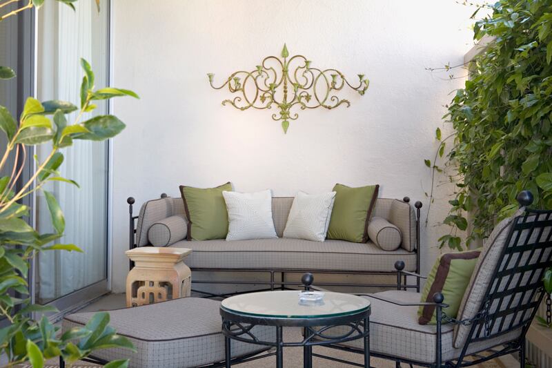 galleries/2013/06/28/omg-i-want-this-house-hollywood-hills-photos/130627-omg-house17_obhls4