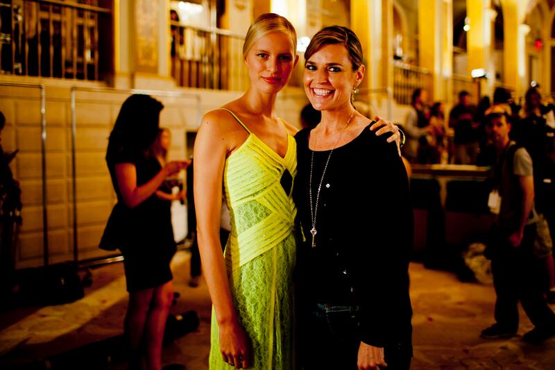 galleries/2011/09/14/marchesa-spring-summer-2012-new-york-fashion-week-backstage-photos/marchesa-kevin-tachman-20_m5ginp