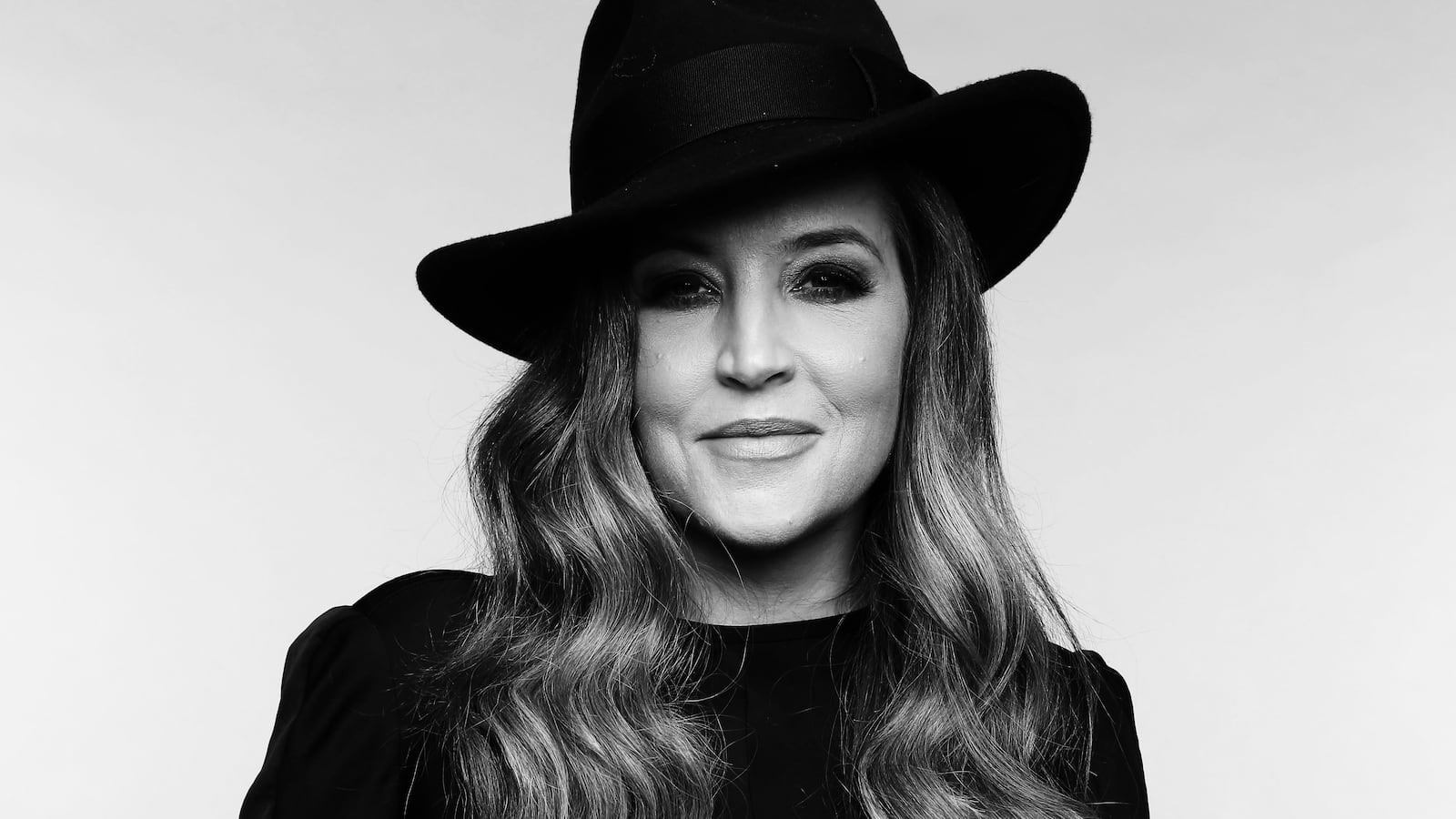 230114-rohrlich-lisa-marie-presley-hero_fugydv