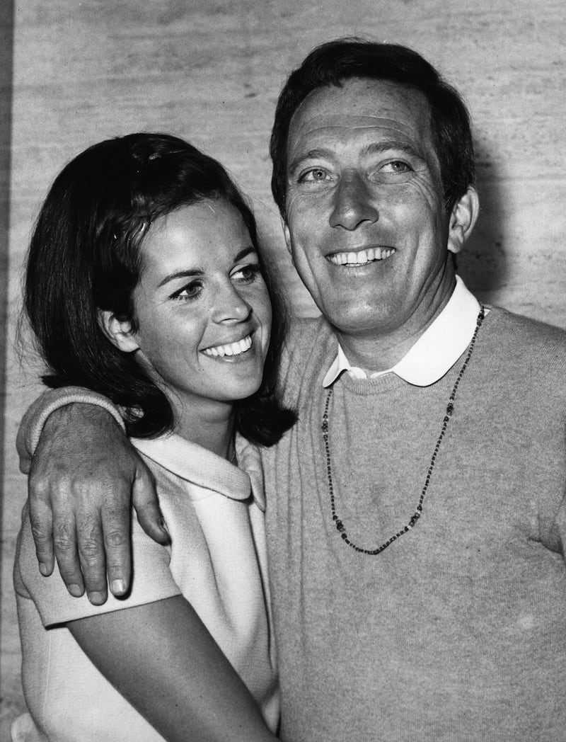 galleries/2012/09/26/moon-river-singer-andy-williams-dies-photos/andy-williams-obit-7_s1shhu