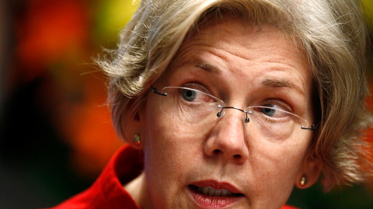 articles/2011/07/12/elizabeth-warren-s-summer-grilling/elizabeth-warren-rivlin_oh3nep