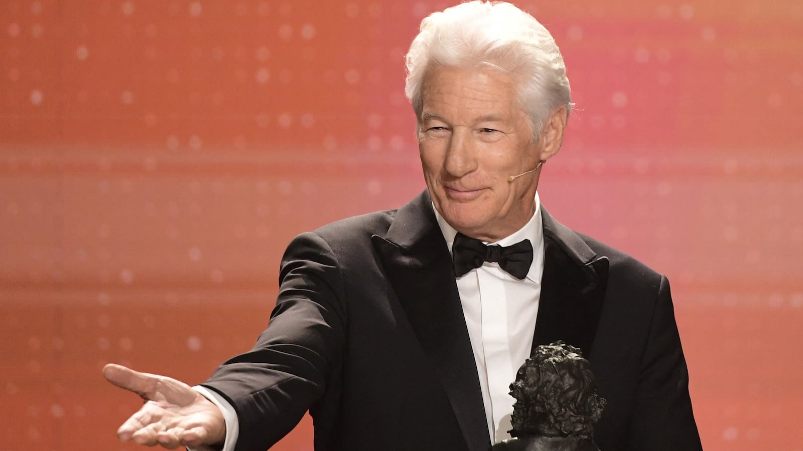 TOPSHOT - US actor Richard Gere receives the International Award during the 39th Goya awards ceremony at the Granada Conference and Exhibition Center in Granada, on February 8, 2025. (Photo by CRISTINA QUICLER / AFP) (Photo by CRISTINA QUICLER/AFP via Getty Images)
