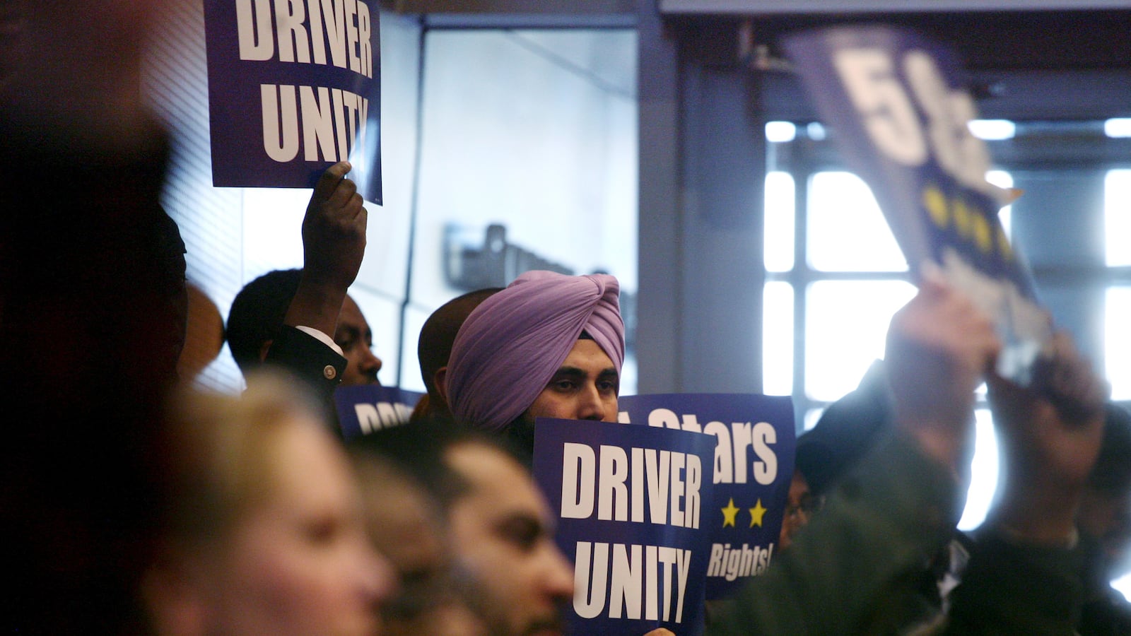 cheats/2015/12/14/seattle-allows-uber-drivers-to-unionize/151215-uber-unionize-cheat_ik2jww