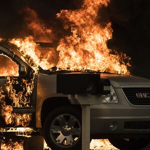 171010-Cali-fire-gal-171010-Cali-fire-gal-171010-Cali-fire-gal-05_i9dgdt