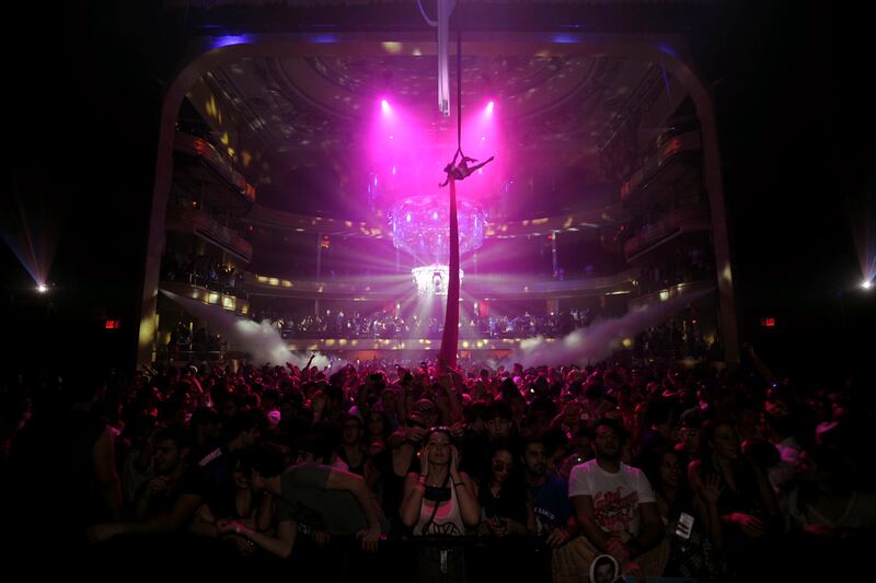 galleries/2012/02/25/axwell-presents-cosmic-opera-extrasensory-dance-event-at-hammerstein-ballroom-new-york/cosmic-opera-13_lflznn