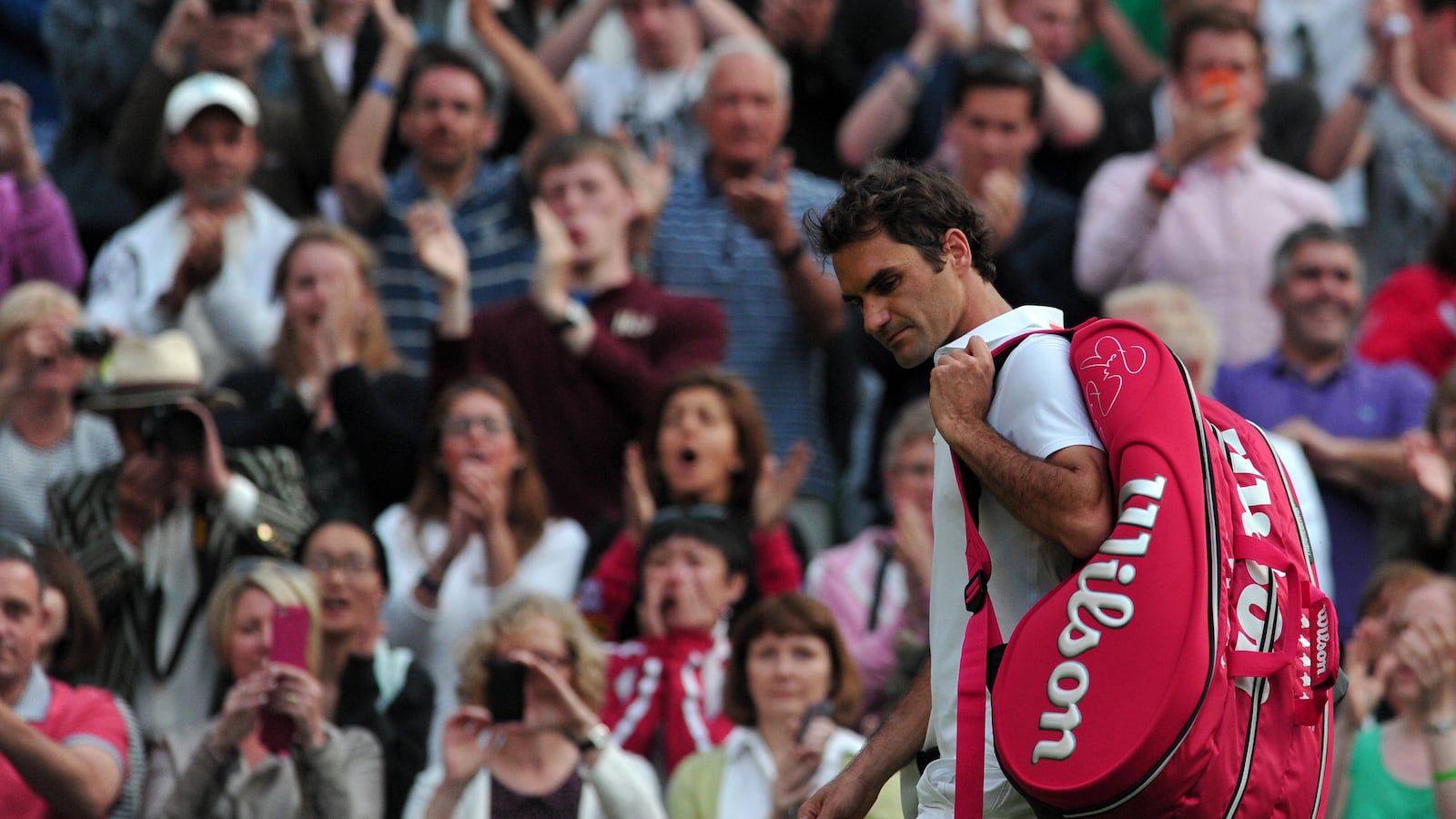 articles/2013/06/27/wimbledon-gets-weird-with-federer-nadal-sharapova-all-out/130626-mccarvel-wimbleton-tease_muedx4