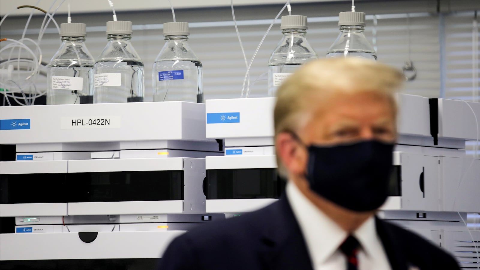 2020-07-27T232015Z_1492470963_RC2W1I9ANJ1H_RTRMADP_3_HEALTH-CORONAVIRUS-USA_daw0qb