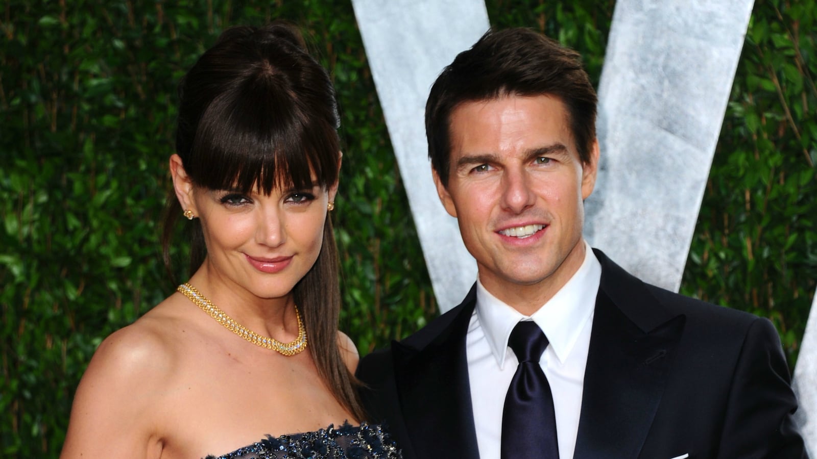 cheats/2012/07/01/murdoch-scientology-evil-and-creepy/holmes-cruise-split_ijixc0