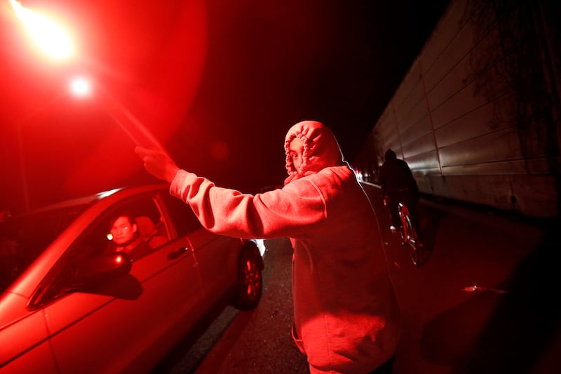 galleries/2014/11/24/fury-at-the-ferguson-decision-photos/141125-ferguson-reactions-05_jqzbru