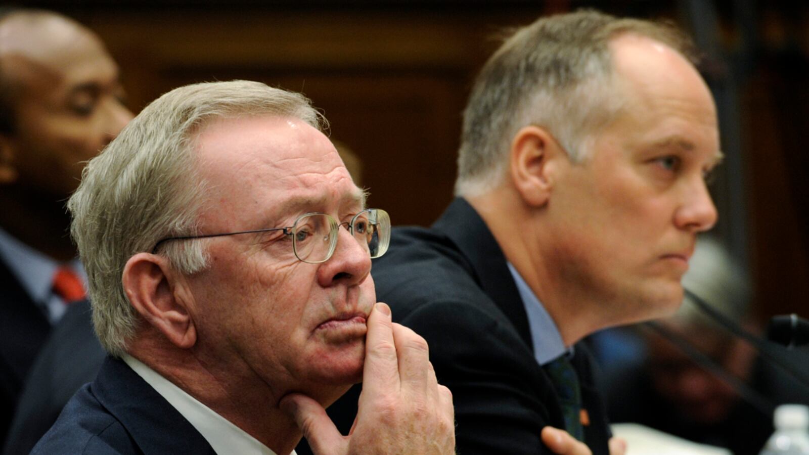 articles/2011/12/16/sec-sues-six-former-freddie-fannie-executives-over-ill-gotten-gains/fannie-freddie-roston_c6xcup