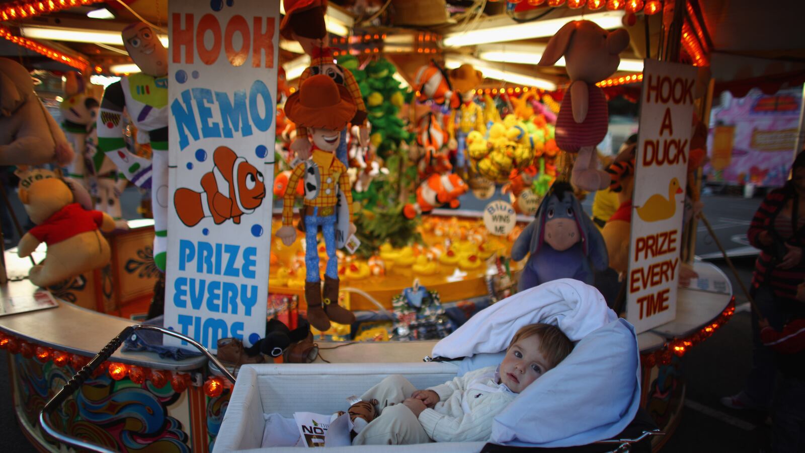 galleries/2013/03/11/the-city-nottingham-england/130306-Nottingham-intro_qn1is1