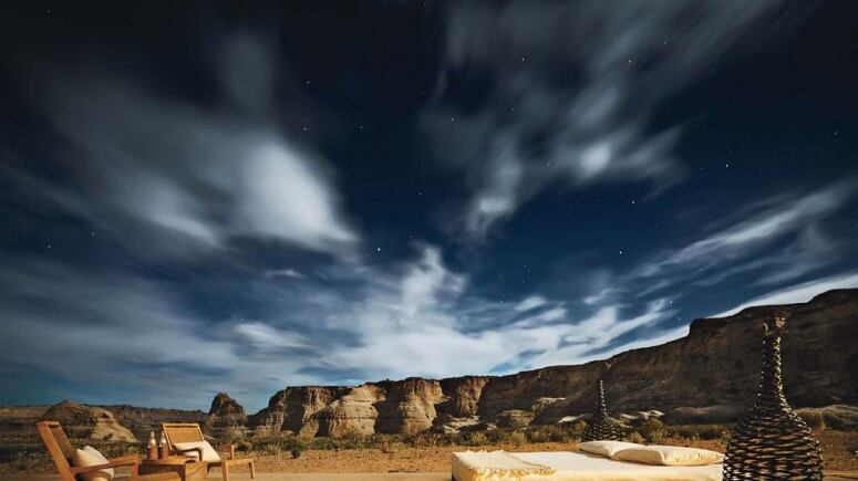 galleries/2013/10/04/nine-amazing-outdoor-hotel-suites-photos/130927-outdoor-hotel-tease_xysjcr