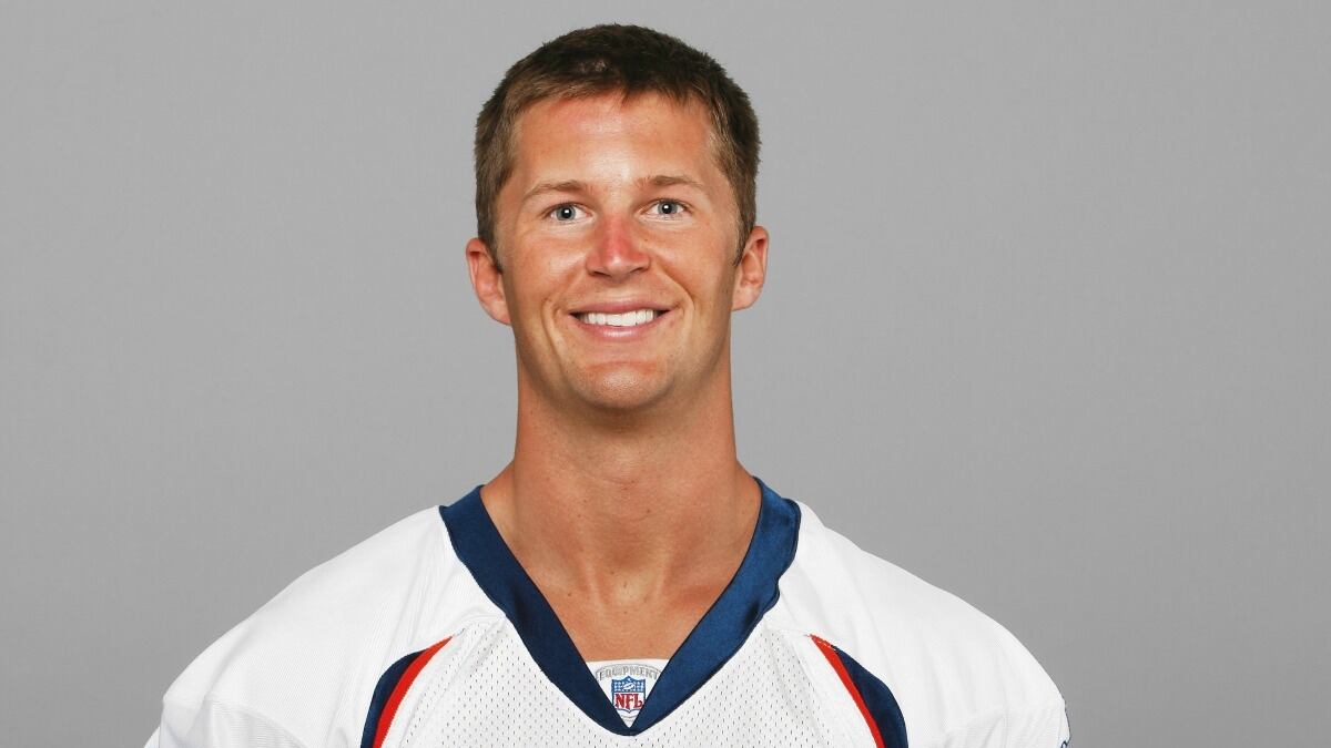 cheats/2013/05/29/college-football-star-found-dead/130529-cullen-finnerty-cheat_c7nxq5