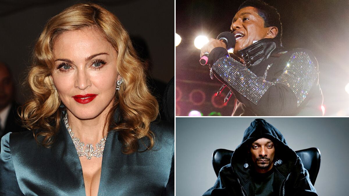 galleries/2011/06/27/craziest-celebrity-name-changes-ron-artest-prince-chad-ochocinco-more/name-change-tease-update_apwene