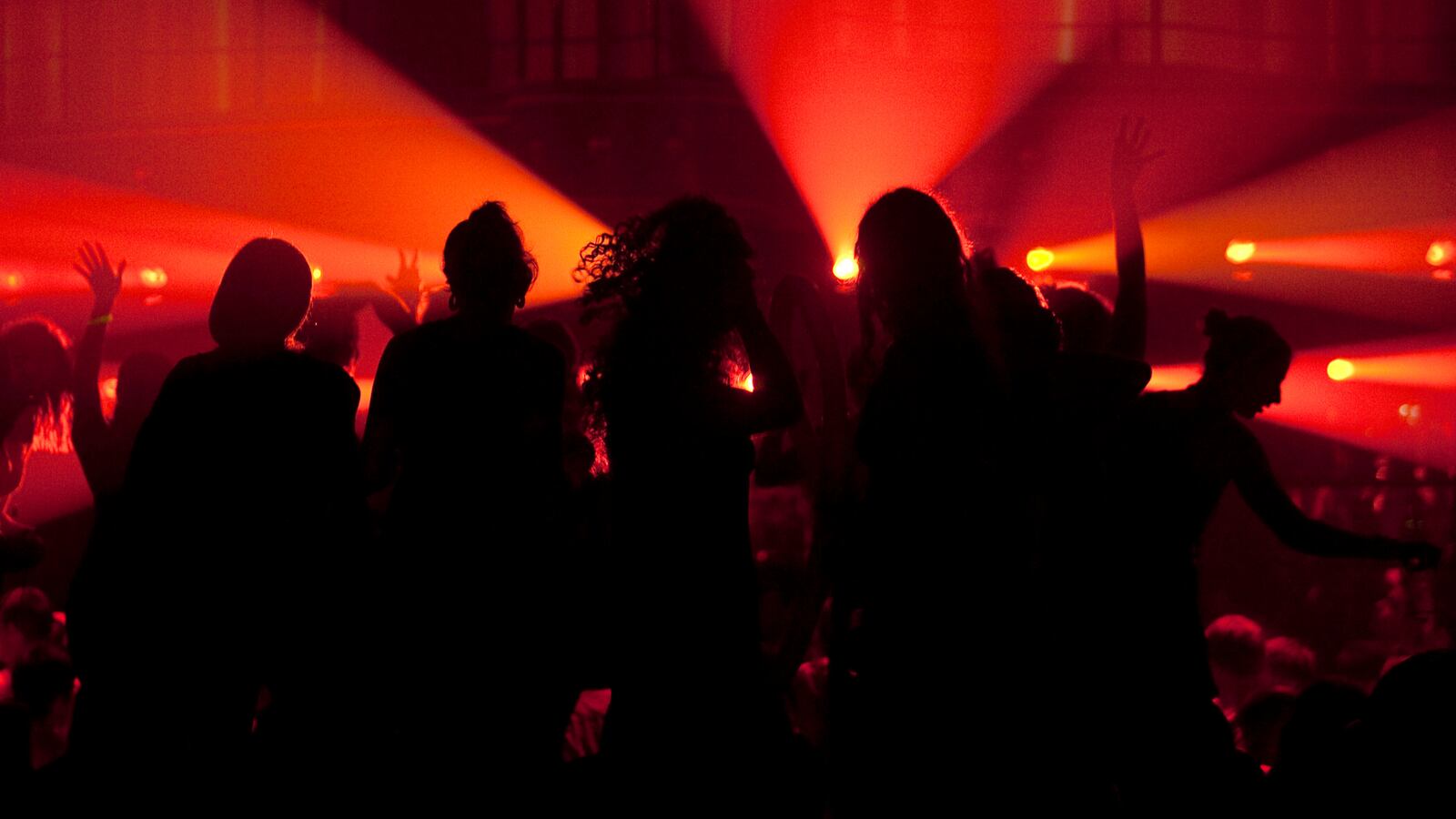 190123-atlanta-nightclub-assault-livestreamed-cheat_j3wbko