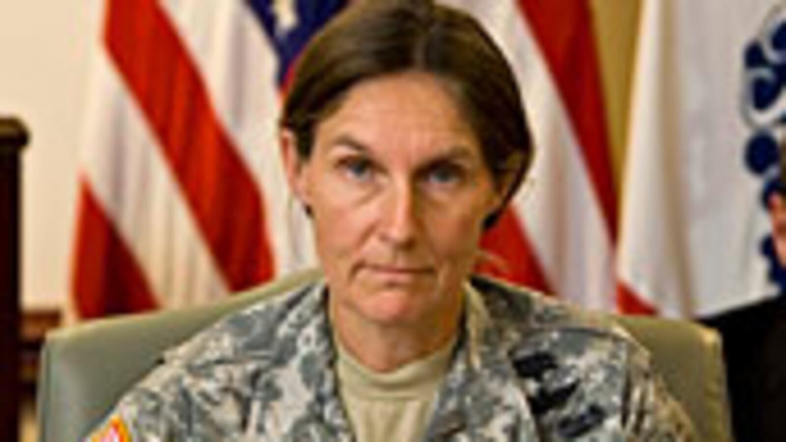 articles/2009/11/11/the-sensitive-soldier/sheehy-rhonda-cornum_62253_uqq3il