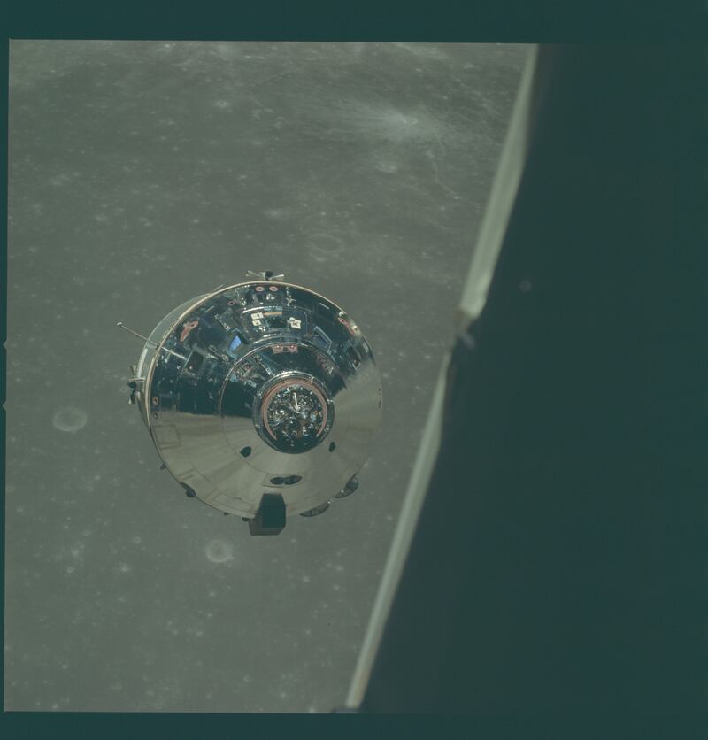 galleries/2015/10/04/a-brief-history-of-the-apollo-mission-photos/151004-apollo-missions-05_pchau7