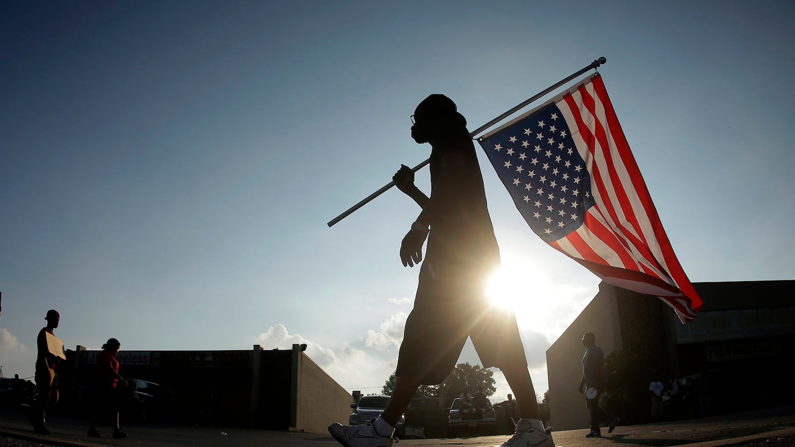 articles/2014/08/19/agitators-have-hijacked-ferguson-protests/140818-glawe-ferguson-tease_swwtau