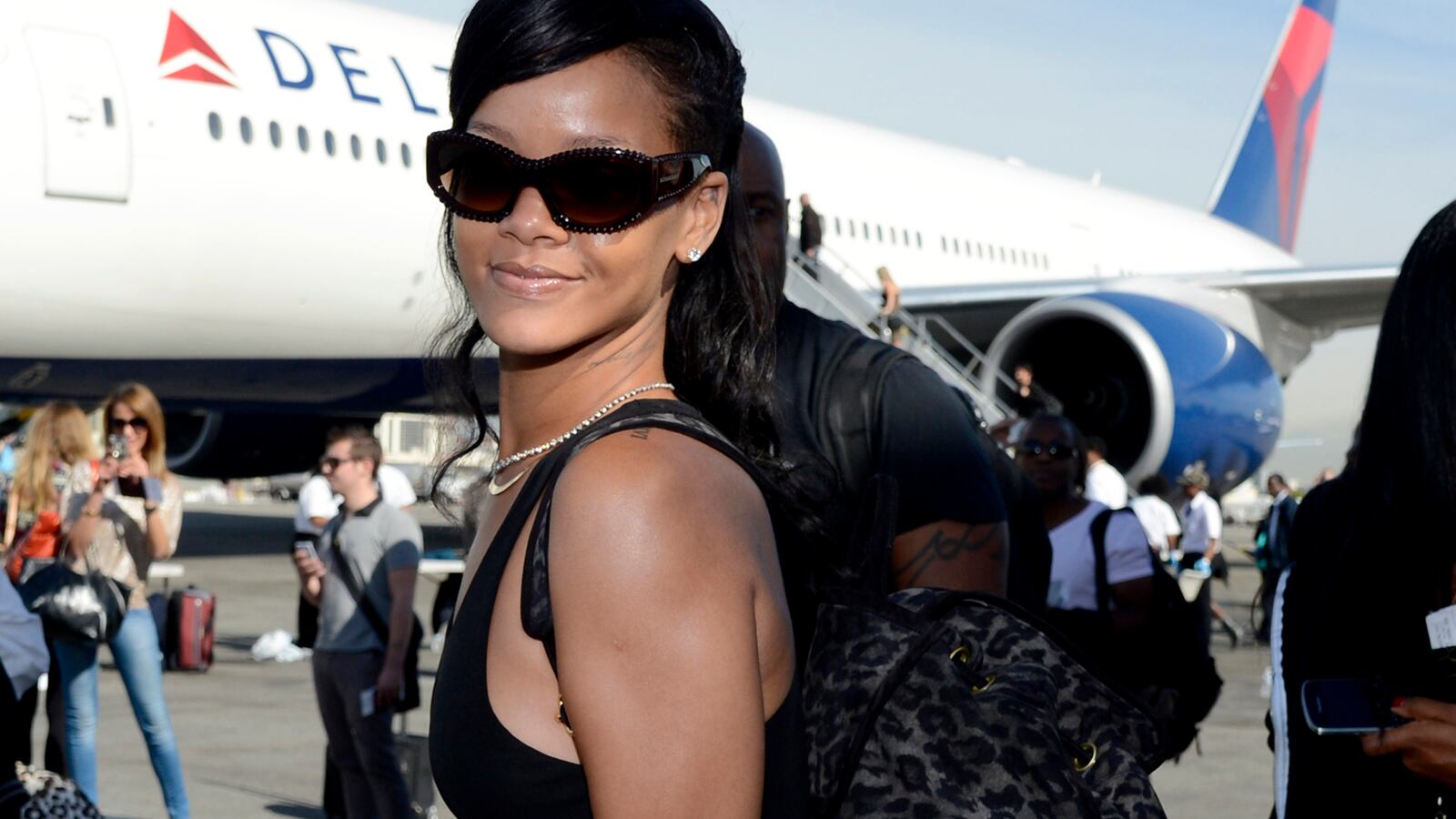 cheats/2013/01/26/backpacks-back-in-vogue/130126-rucksack-fashion-cheat_gc5mw9