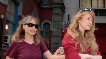 cheats/2010/08/04/giulianis-daughter-caught-shoplifting/caroline-giuliani-arrested_juhuwg