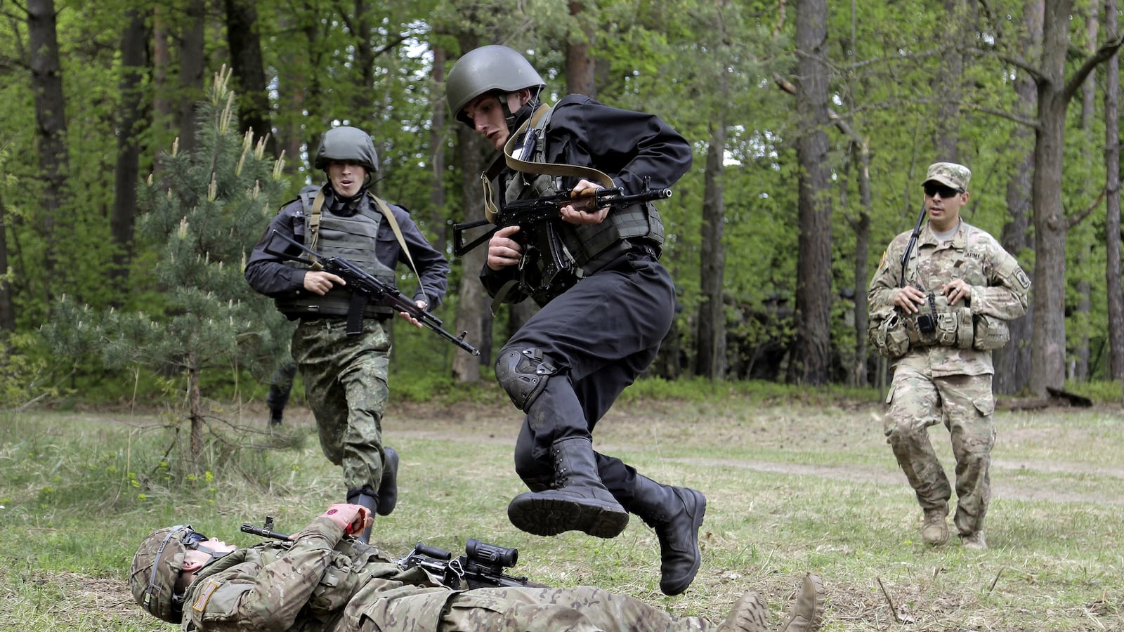 articles/2015/05/07/a-truce-in-ukraine-forget-about-it/150507-nemtsova-ukraine-tease_lwf8tq