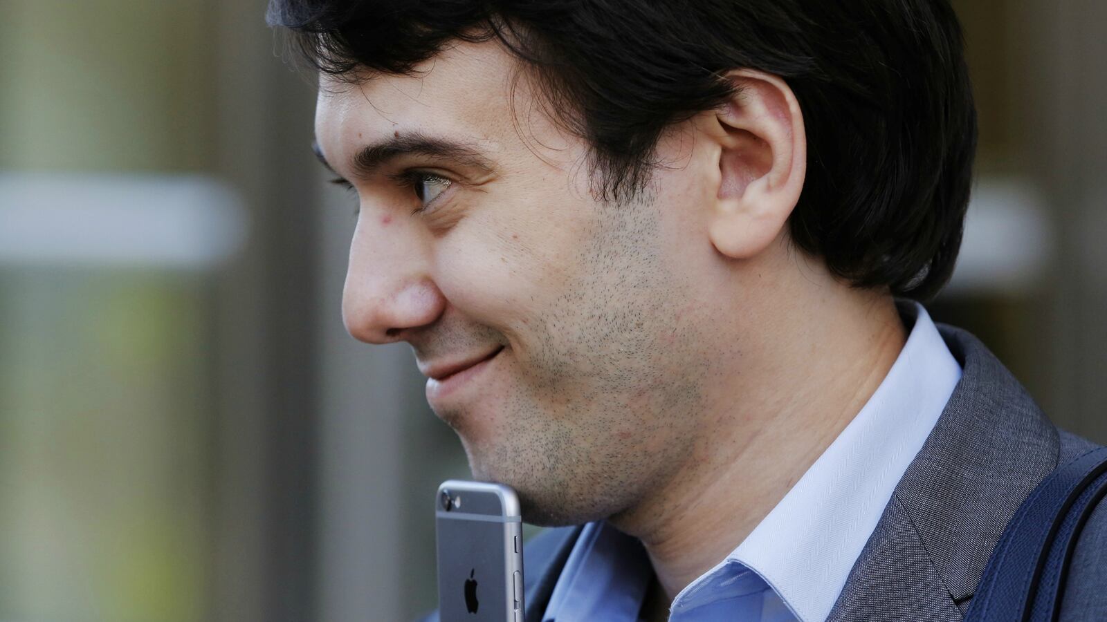 cheats/2017/01/08/martin-shkreli-suspended-on-twitter-for-harassing-reporter/170108-shkreli-suspended-cheat_kh4vi8