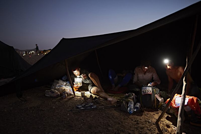 galleries/2016/04/13/marathon-in-the-moroccan-desert/160413-morocco-race4_wzl3wi