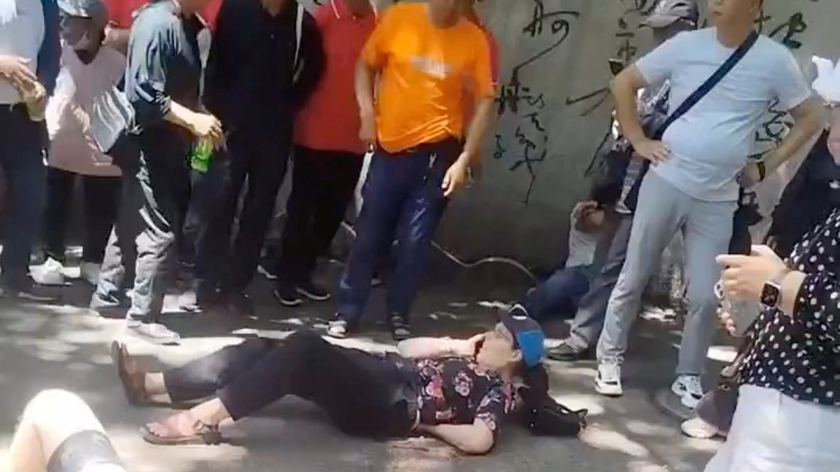 Four American educators from Cornell College in Iowa were stabbed in a public park, according to the U.S. media and U.S. government officials, in Jilin City, Jilin province, China.