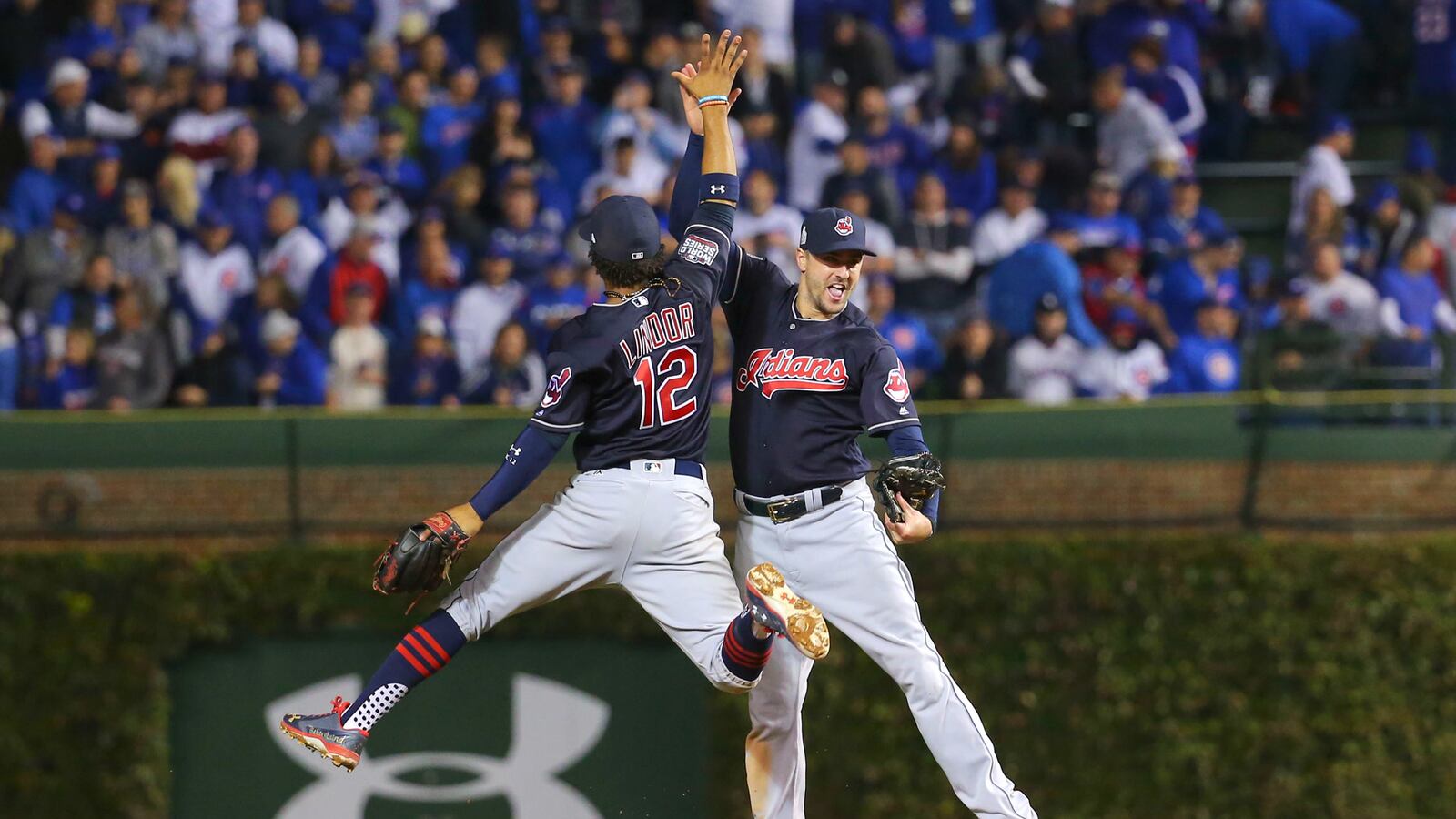 articles/2016/10/29/game-4-2016-world-series-chicago-cubs-vs-cleveland-indians-live-stream-and-full-schedule/161029-World-Series-game_4-tease_skop3i