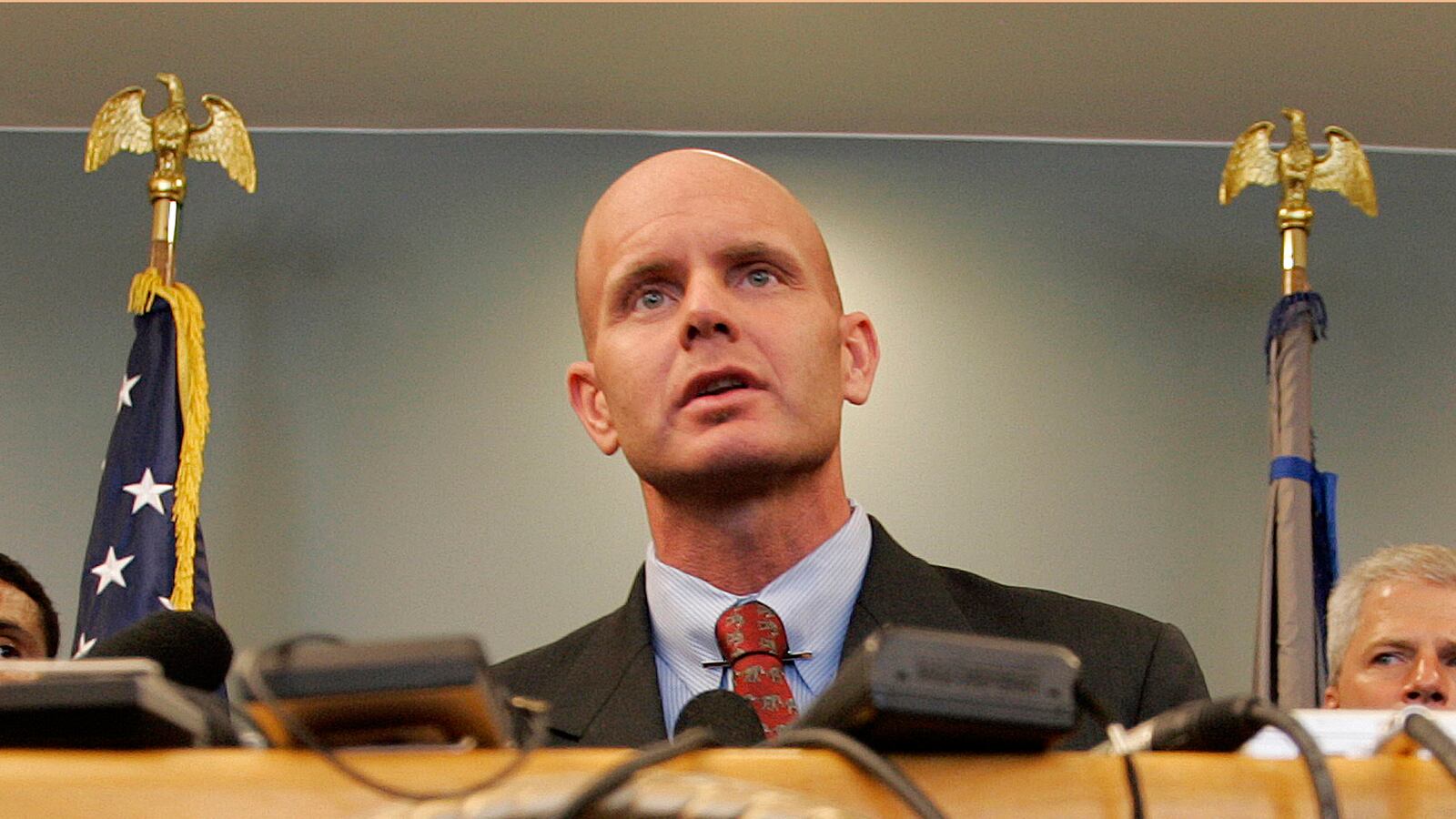 cheats/2012/11/15/humpries-shirtless-pic-was-a-joke/15fbi-humphries-tease_vq3wuf