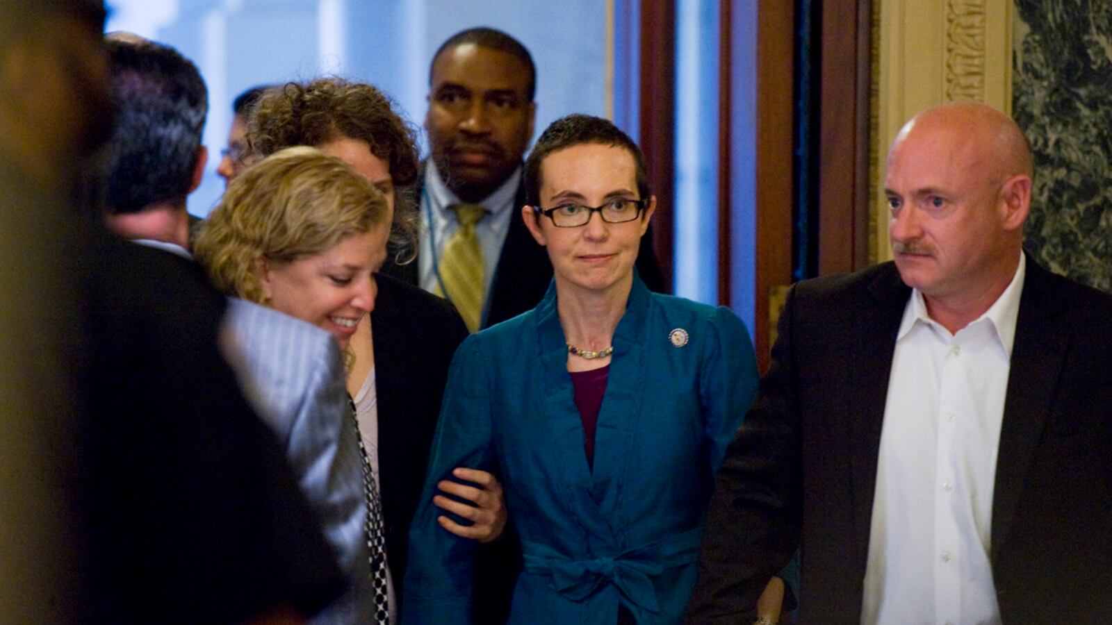 articles/2011/08/02/gabrielle-giffords-debt-deal-vote-sends-message-about-bipartisan-politics/gabrielle-giffords-boyer_qhqlfq