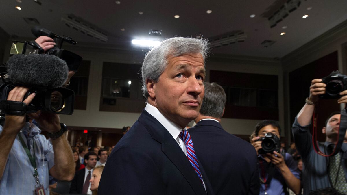 articles/2012/06/28/jp-morgan-losses-barclays-bad-bet-it-s-a-bad-day-for-banks/jp-morgan-loss-klein_rdg5yj