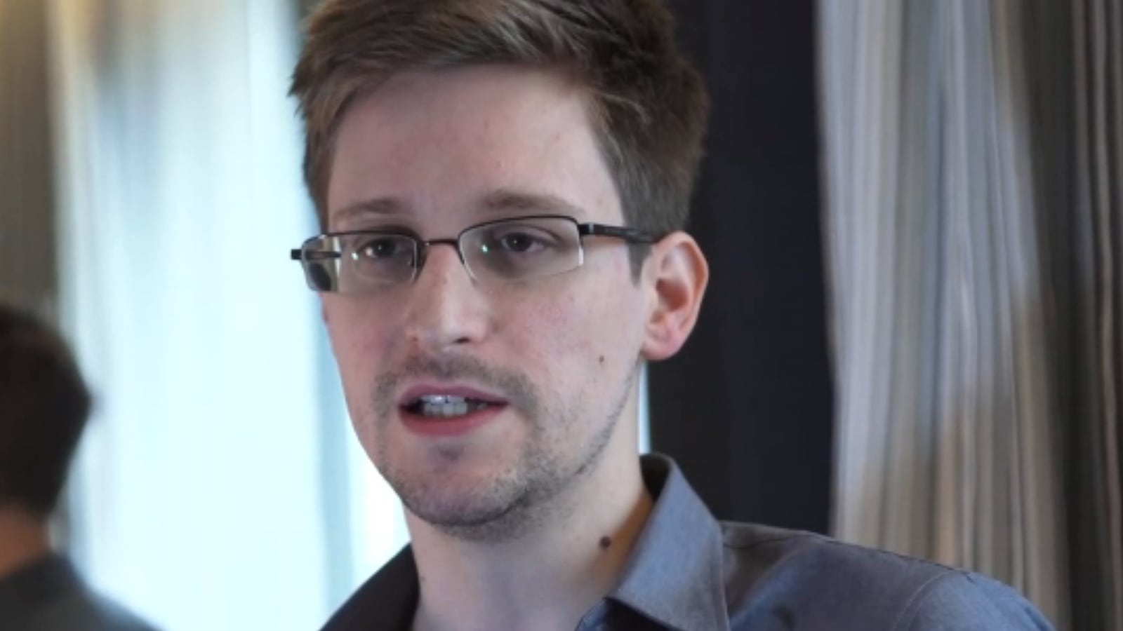 articles/2013/06/11/the-mind-of-leaker-edward-snowden-an-armchair-analysis/130610-china-snowden-tease_jlbk7b