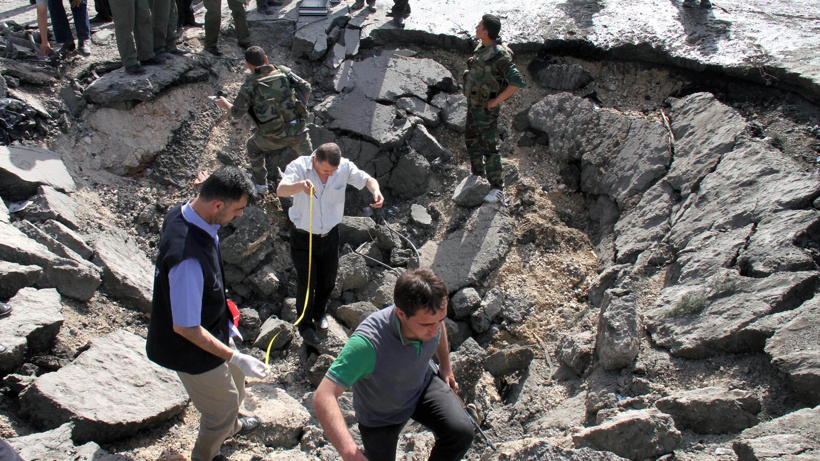 cheats/2012/05/11/outside-forces-blamed-for-syria-bombs/syria-bombing-outside-forces-cheat_arctsl