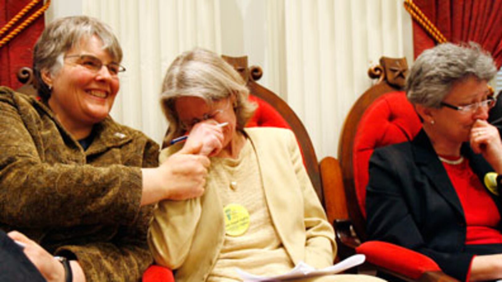 cheats/2009/04/07/vermont-legalizes-gay-marriage/vermont-gay-marriage_grenz4