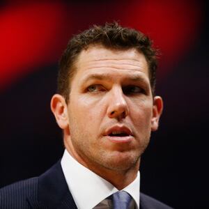 GettyImages-1140701950_x1mcay